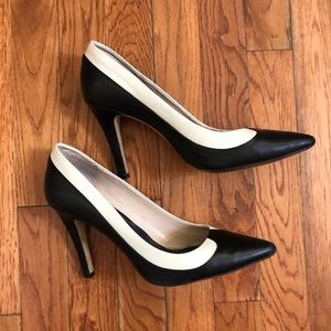 Banana Republic Pumps (Women’s 9.5)